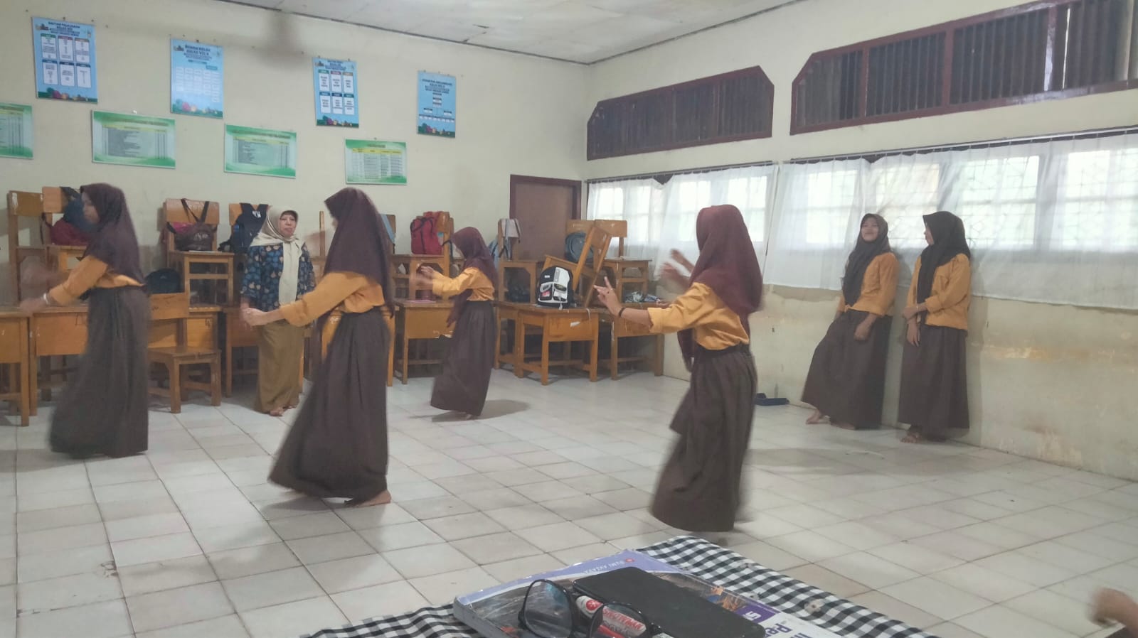 PENGEMBANGAN DIRI MAMPU MENGEMBANGKAN KREATIFITAS SISWA
