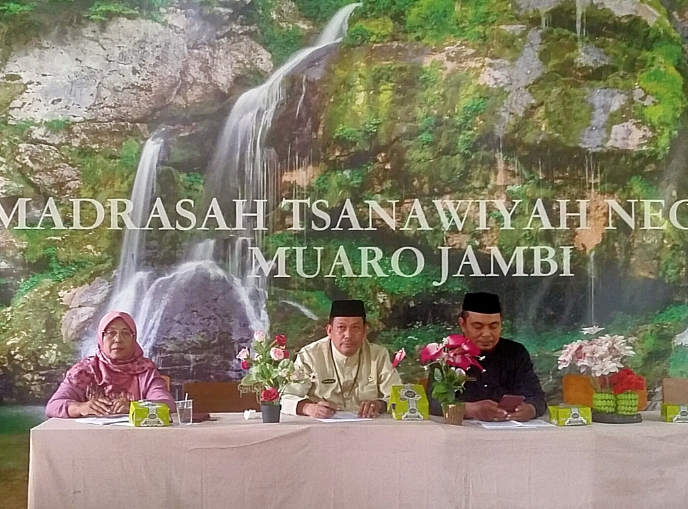 Kepmad MTsN 1 Muaro Jambi ikuti Rapat MKKMN Kepmad MTsN 1 Muaro Jambi ikuti Rapat MKKMN