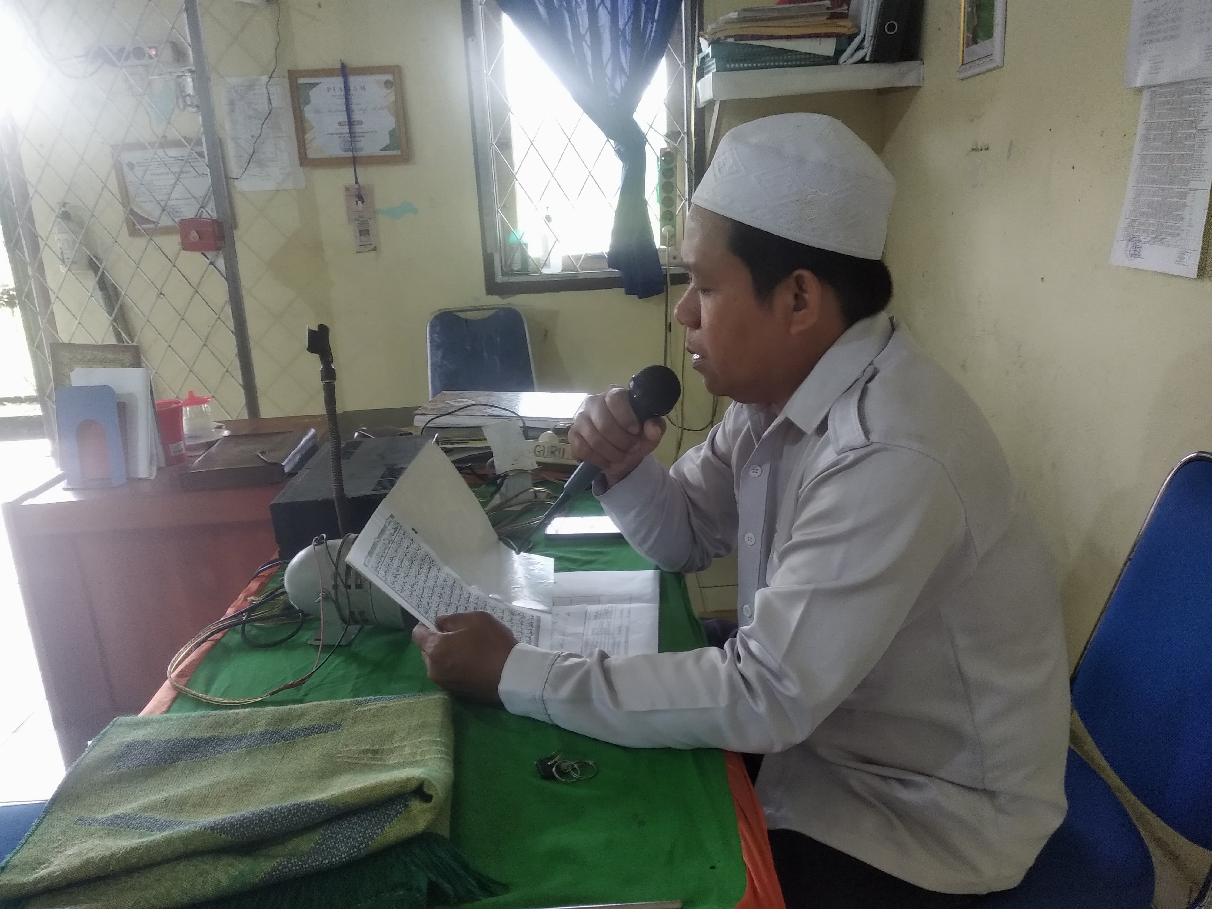 Suasana Tadarusan GTK di MTsN 1 Muaro Jambi