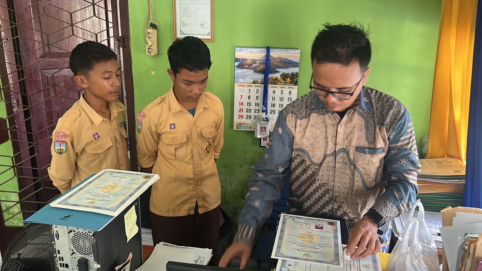 Pengambilan Ijazah Alumni Tahun Pelajaran 2023/2024