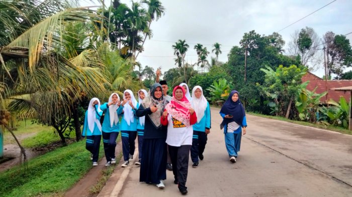 MTsN 1 Muaro Jambi Gelar Jalan Sehat Peringati Hari Kesaktian Pancasila MTsN 1 Muaro Jambi Gelar Jalan Sehat Peringati Hari Kesaktian Pancasila