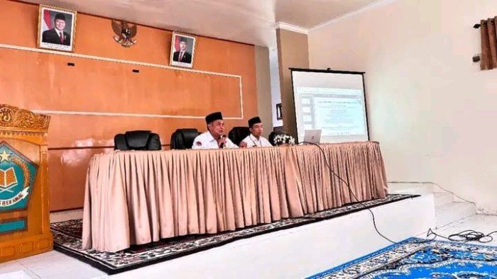 Dua PPPK MTsN 1 Muaro Jambi Ikuti Pembinaan Kemenag
