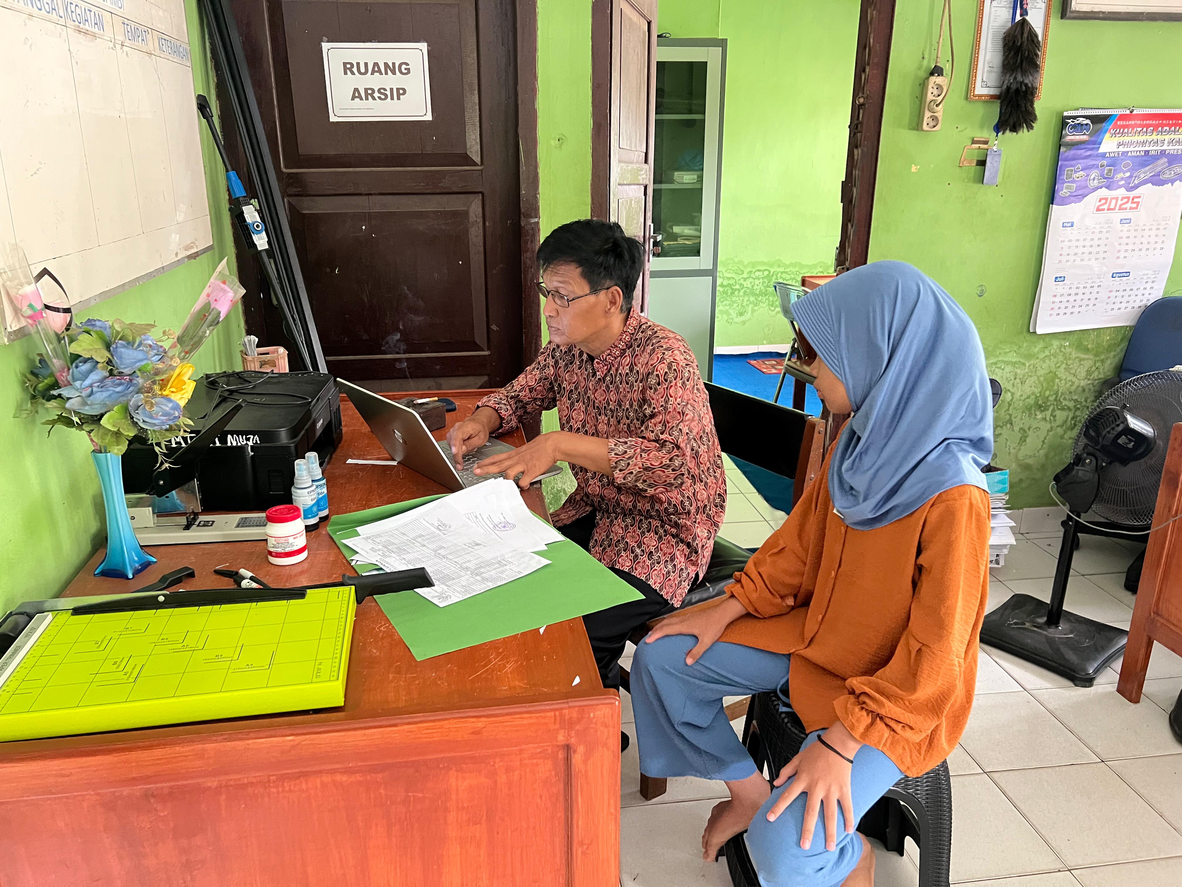 Dedikasi Tinggi Panitia PPDBM dalam Melaksanakan Tugas, Menjadi Inspirasi Baru Dedikasi Tinggi Panitia PPDBM dalam Melaksanakan Tugas, Menjadi Inspirasi Baru