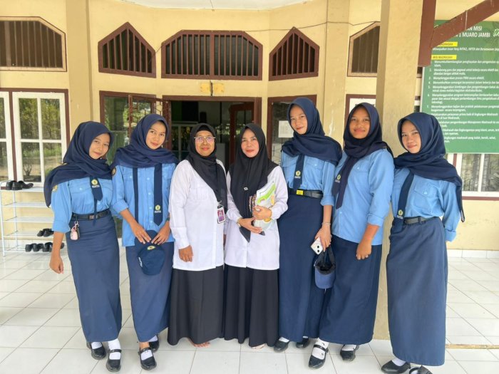 MTsN 1 Muaro Jambi Tingkatkan Layanan Prima Sidik Jari Ijazah Alumni