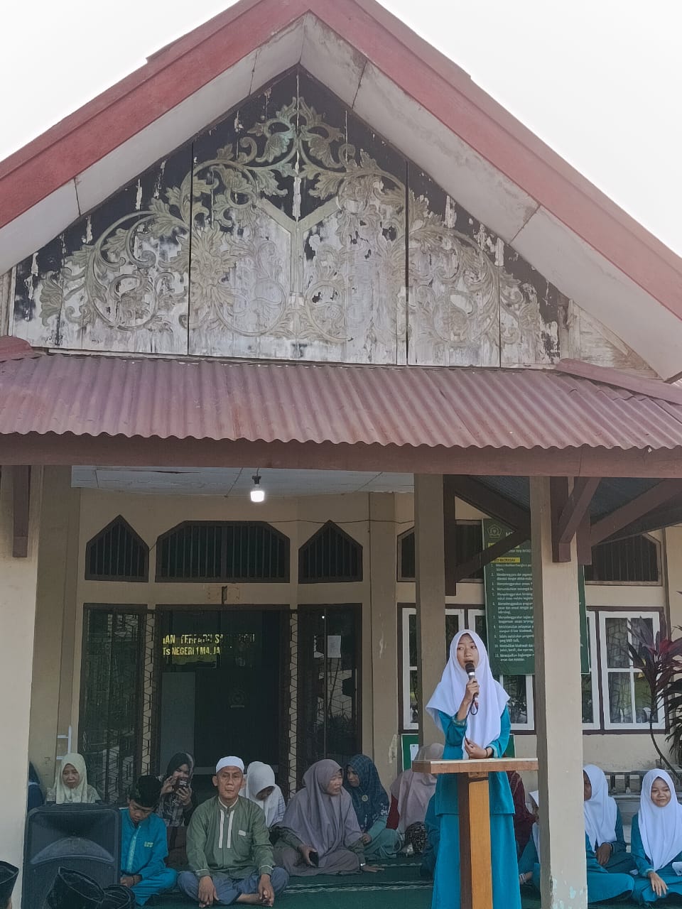 Interaksi Intrakurikuler MTsN 1 Muaro Jambi Melalui Tradisi Muhadharah