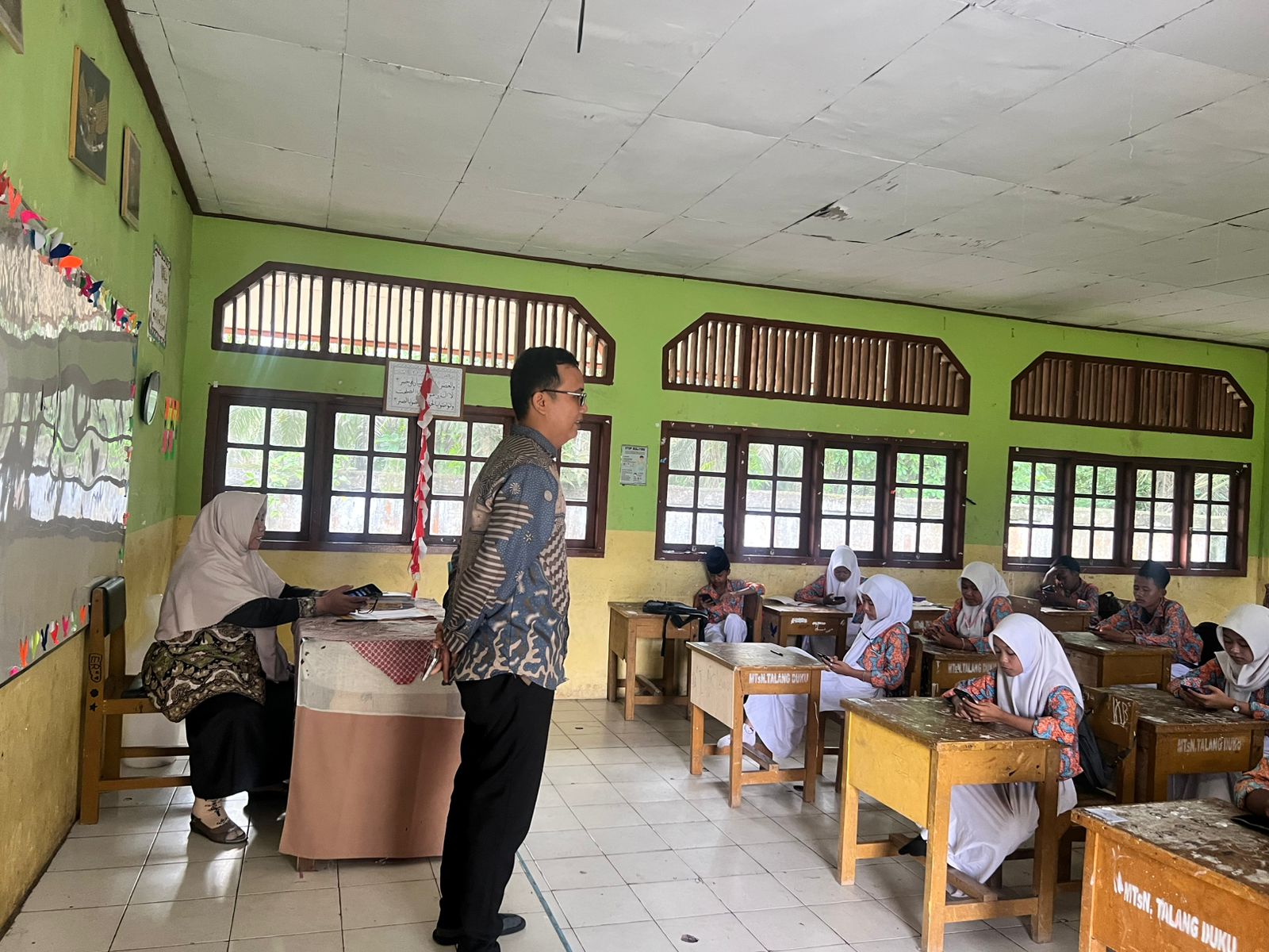 Hari Pertama Penilaian Akhir Semester (PAS) Ganjil Tahun Pelajaran 2024/2025 Hari Pertama Penilaian Akhir Semester (PAS) Ganjil Tahun Pelajaran 2024/2025