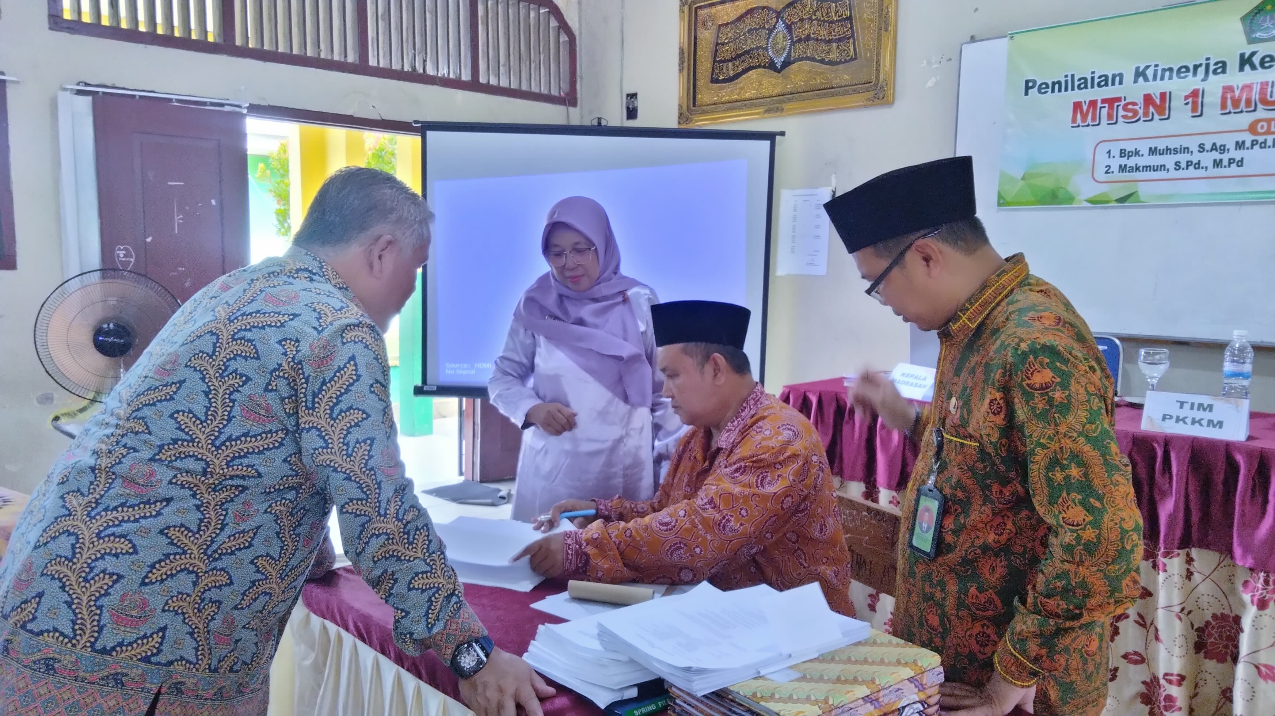 PKKM Sebagai Alat Evaluasi Kinerja Kepala Madrasah PKKM Sebagai Alat Evaluasi Kinerja Kepala Madrasah