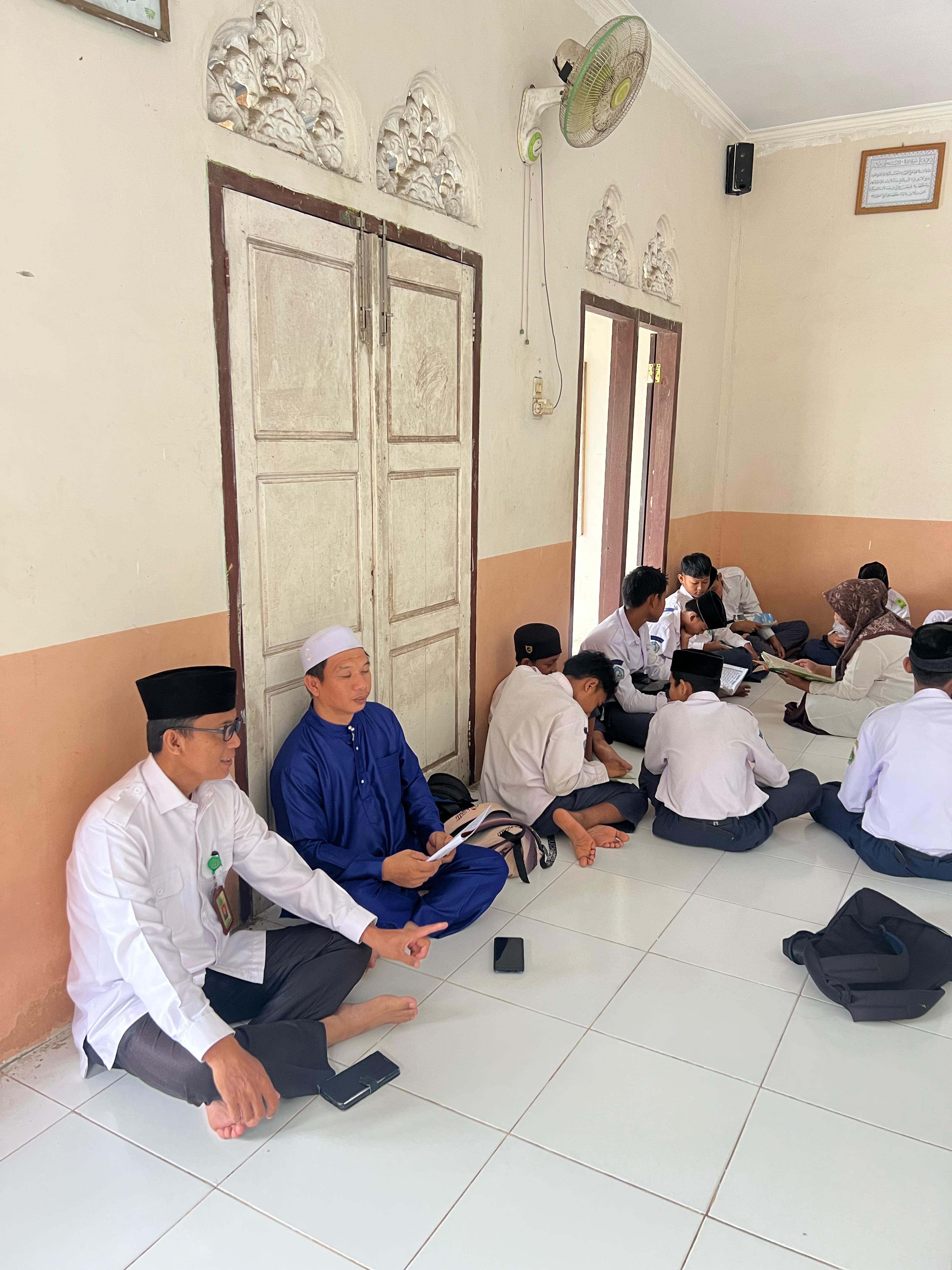 Pengawas Madrasah, DR. M.Sidik, S.Ag., M.Pd., Siap Dampingi Kegiatan Pesantren Kilat di MTsN 1 Muaro Jambi