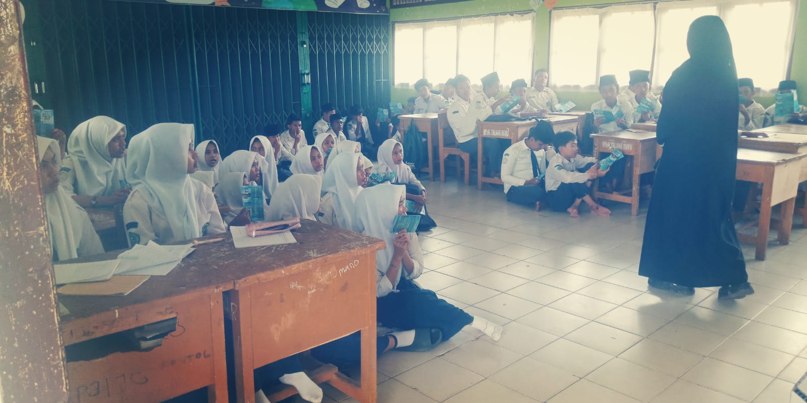 MTsN 1 Muaro Jambi Terima Kunjungan Tim Sosialisasi PPDB Ponpes Al-Jauharen