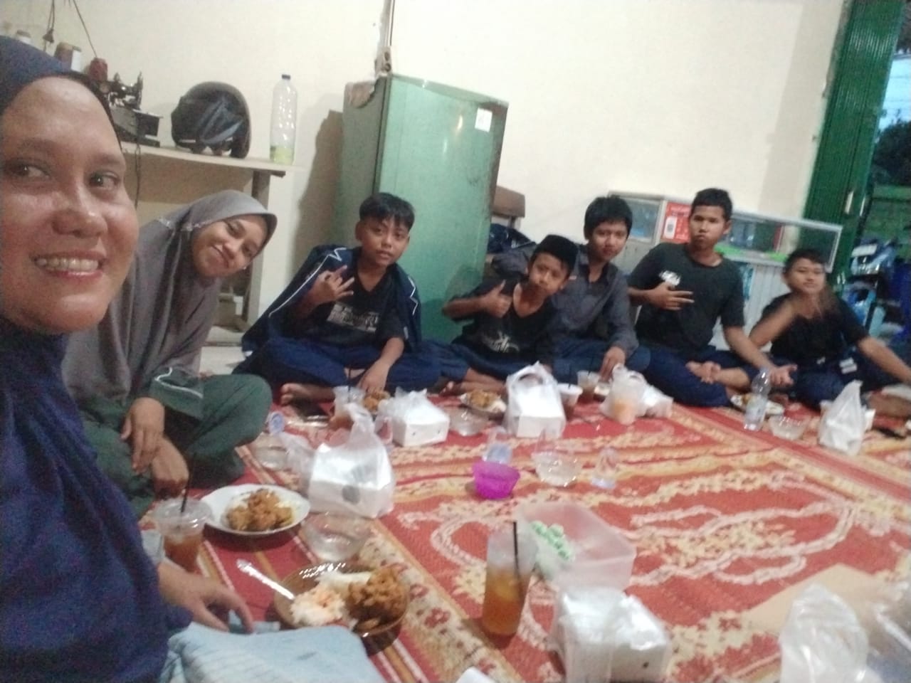 Berbagi Inspirasi dan Pengalaman, Bukber OSIM MTsN 1 Muaro Jambi Sukses Meriah Berbagi Inspirasi dan Pengalaman, Bukber OSIM MTsN 1 Muaro Jambi Sukses Meriah