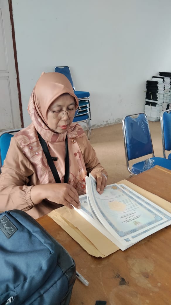 Penyerahan Blanko Ijazah Penyerahan Blanko Ijazah