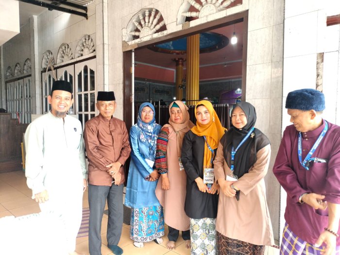 Kepala MTsN 1 Muaro Jambi Jadi Panitera Lomba Hadits MTQ Kepala MTsN 1 Muaro Jambi Jadi Panitera Lomba Hadits MTQ