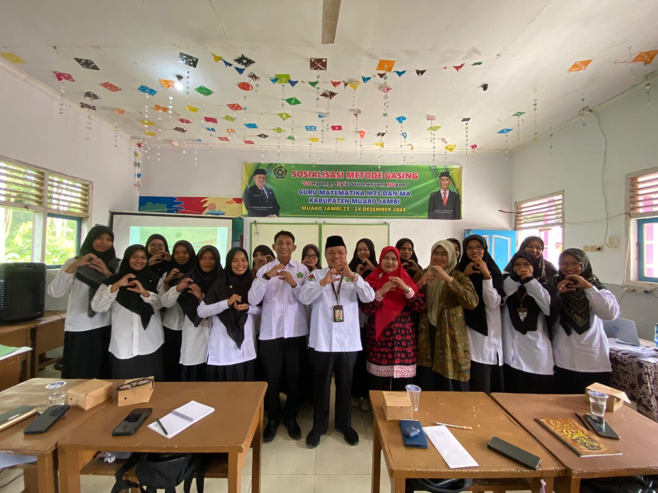 Guru Matematika MTsN 1 Muaro Jambi, Ikuti Sosialisasi Meode GASING