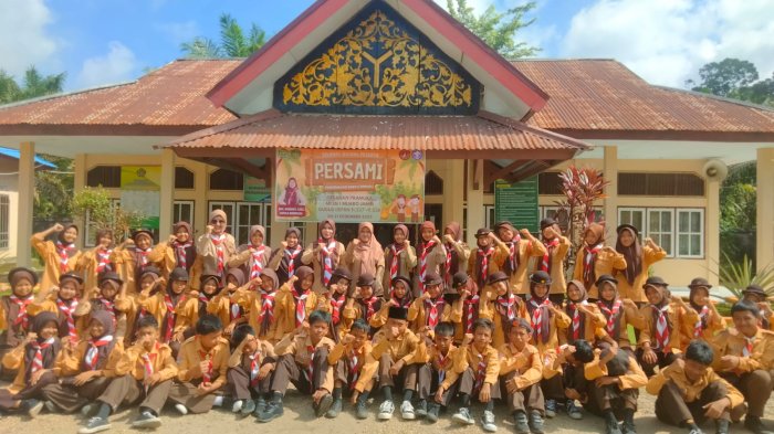 MTsN 1 Muaro Jambi dan MAN 3 Jambi Gelar Persami Bersama