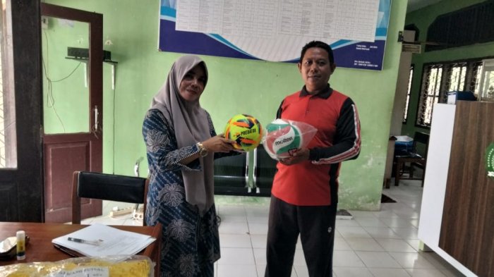 MTsN 1 Muaro Jambi Serahkan Sarana Olahraga Baru