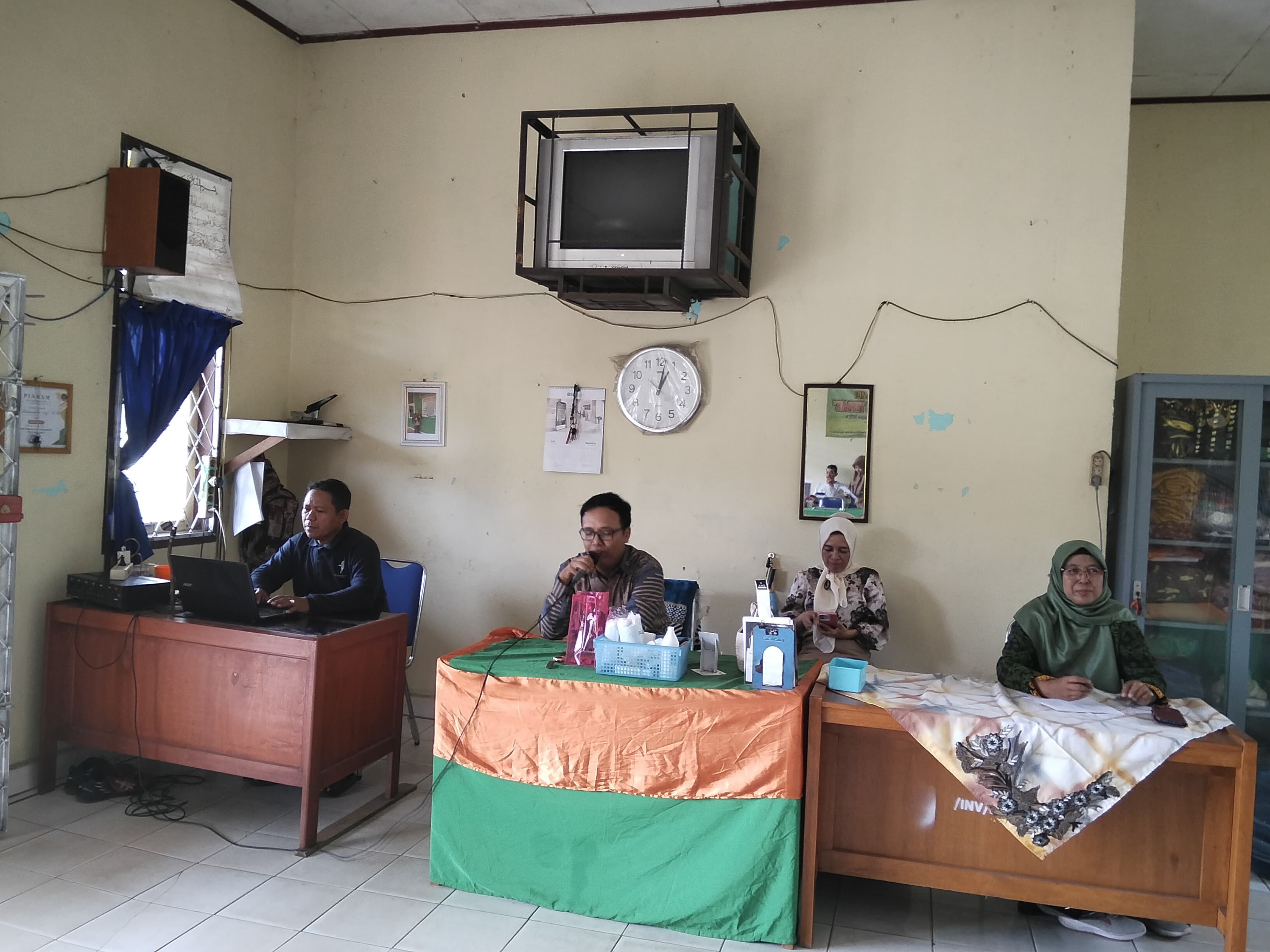 MTsN 1 Muaro Jambi Merintis Semester Ganjil 2025/2026 Dengan Pertemuan Pionir MTsN 1 Muaro Jambi Merintis Semester Ganjil 2025/2026 Dengan Pertemuan Pionir